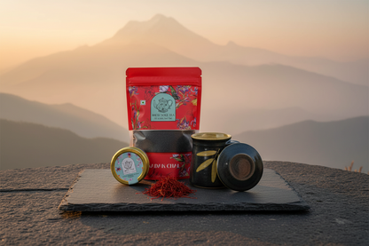 Premium Kashmiri Saffron & Kadak Chai Gift Set with Ceramic Infuser Mug - Authentic Pampore Mongra A+ Grade